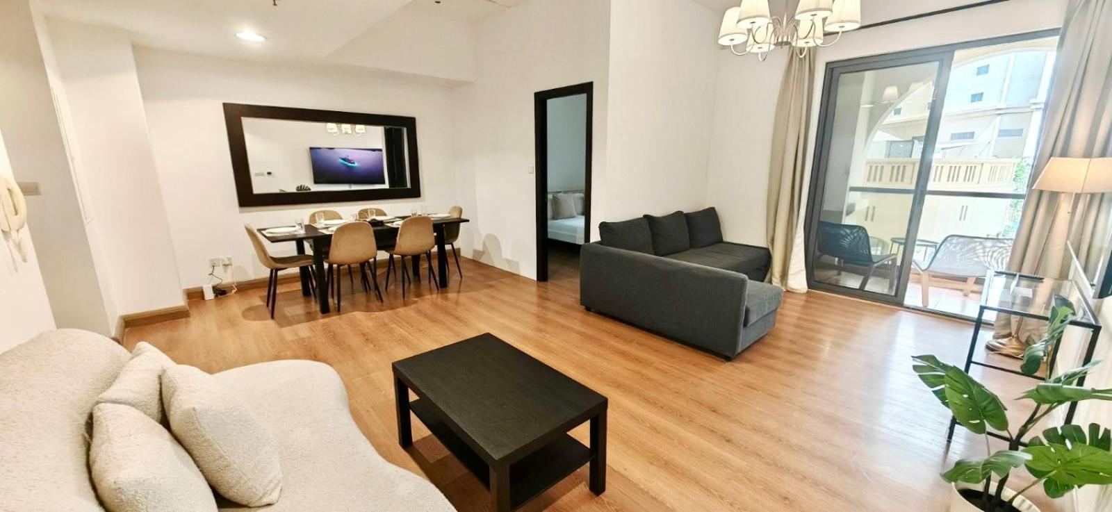 דובאי Beautiful 2Br & 4Br Apartments On Jbr Beach, Walking Distance To Bluewaters Island - By Sunkissed Holiday Homes מראה חיצוני תמונה