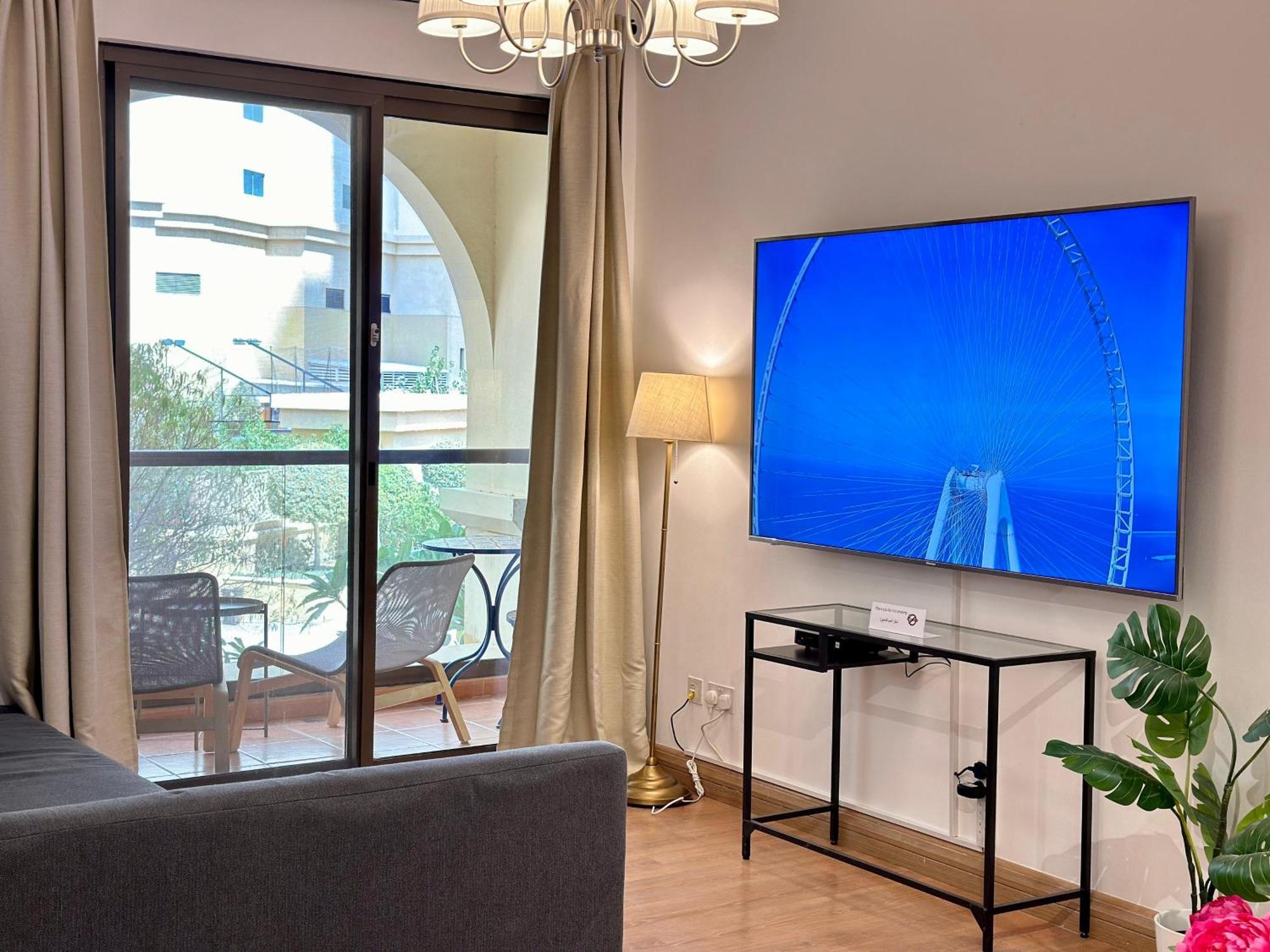 דובאי Beautiful 2Br & 4Br Apartments On Jbr Beach, Walking Distance To Bluewaters Island - By Sunkissed Holiday Homes מראה חיצוני תמונה