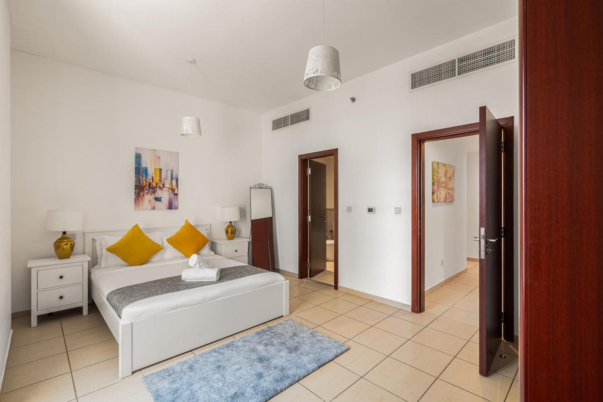דובאי Beautiful 2Br & 4Br Apartments On Jbr Beach, Walking Distance To Bluewaters Island - By Sunkissed Holiday Homes מראה חיצוני תמונה