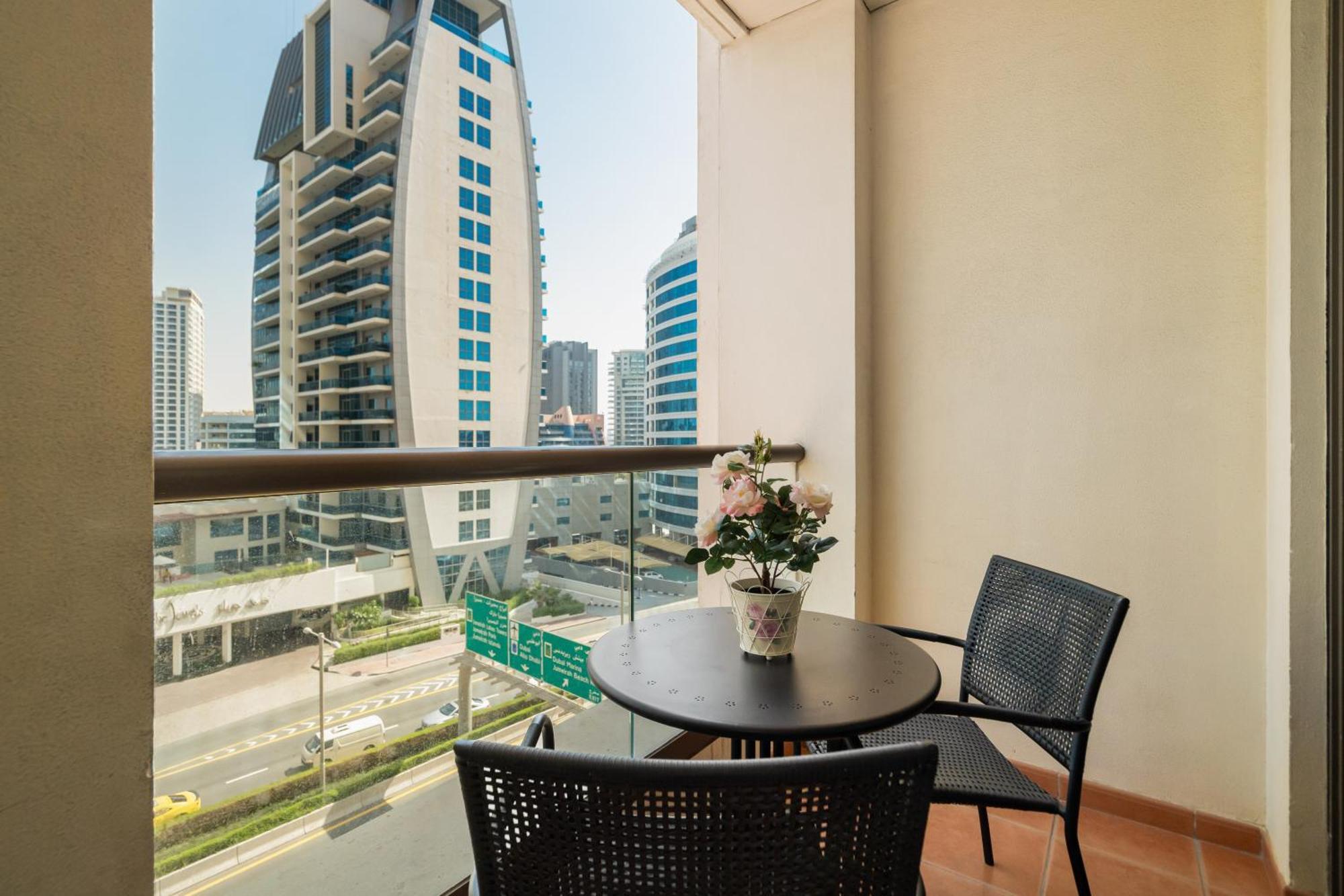 דובאי Beautiful 2Br & 4Br Apartments On Jbr Beach, Walking Distance To Bluewaters Island - By Sunkissed Holiday Homes מראה חיצוני תמונה