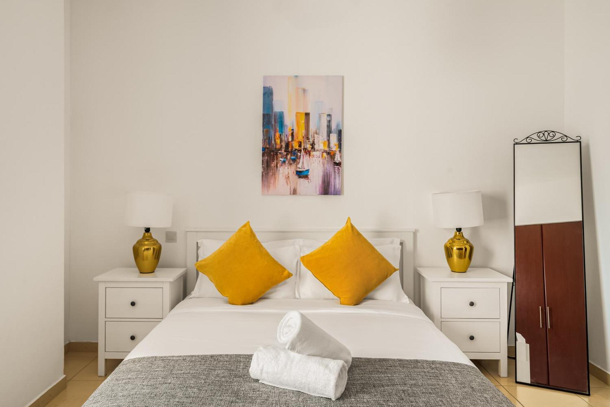 דובאי Beautiful 2Br & 4Br Apartments On Jbr Beach, Walking Distance To Bluewaters Island - By Sunkissed Holiday Homes מראה חיצוני תמונה