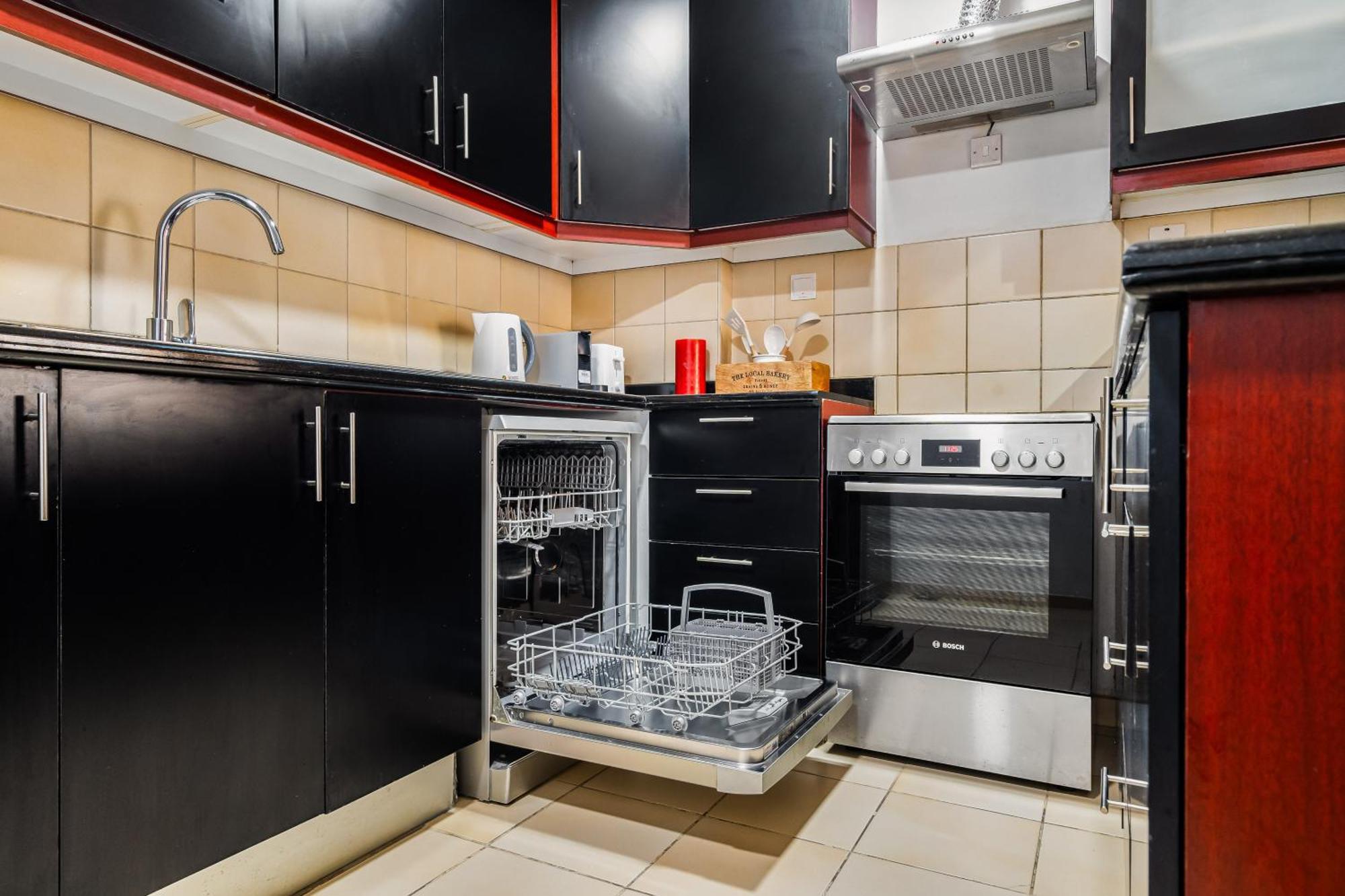 דובאי Beautiful 2Br & 4Br Apartments On Jbr Beach, Walking Distance To Bluewaters Island - By Sunkissed Holiday Homes מראה חיצוני תמונה